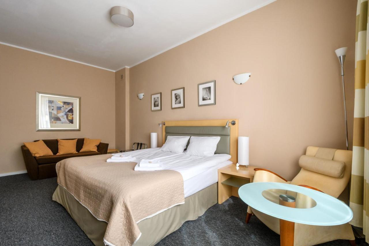 404 Rooms Wilanowska Warszawa Eksteriør billede